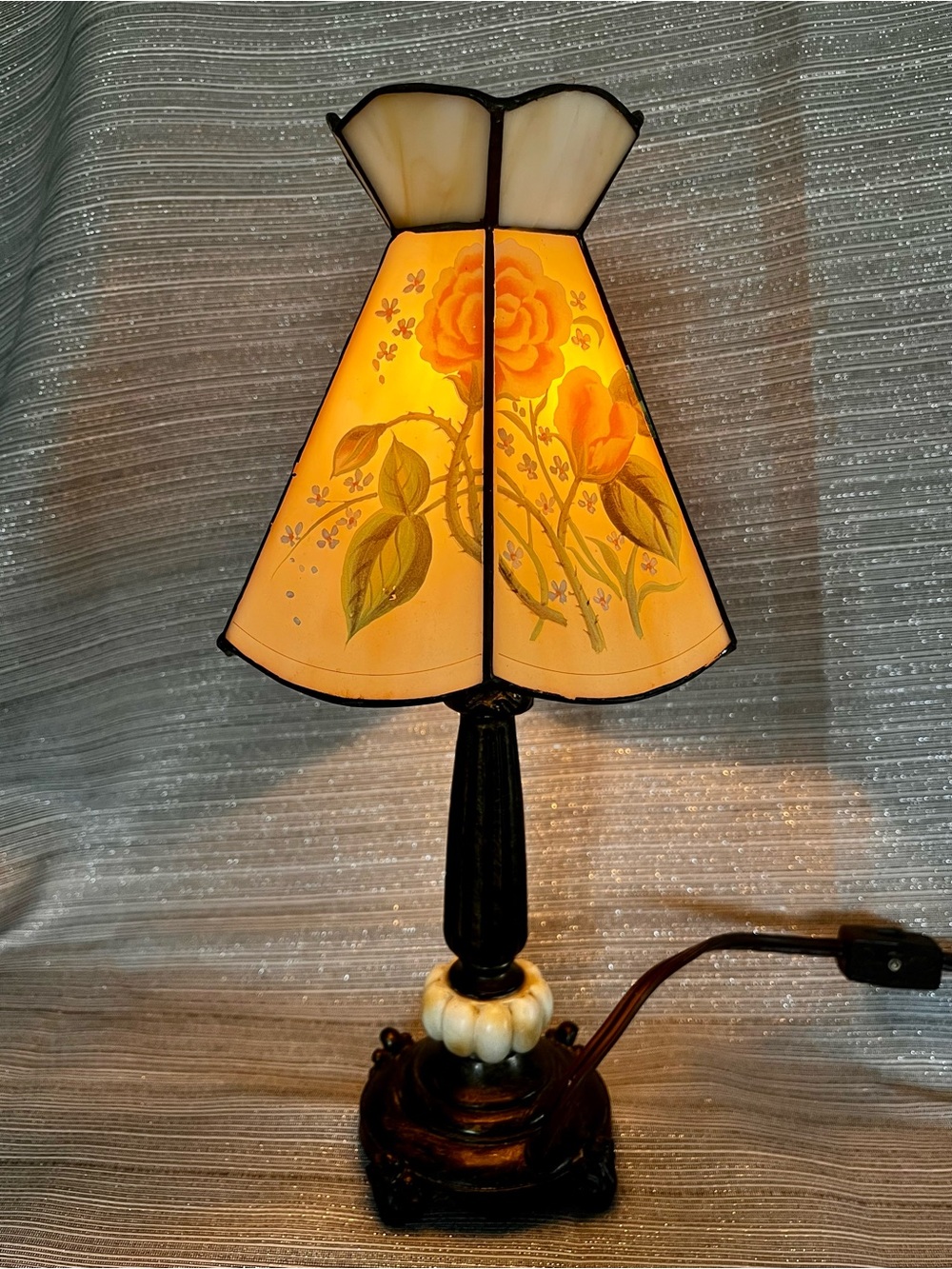 Vintage Slag Glass Lamp Floral Stained Glass Metal Base Cottage Core 13”